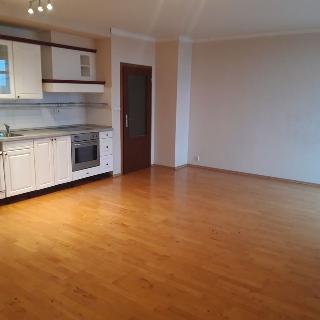 Pronájem bytu 2+kk 55 m² Praha, Vinohradská