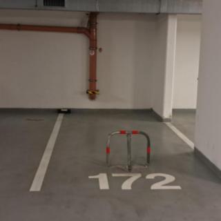 Prodej parkovacího místa 11 m² Praha, Názovská