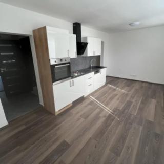 Pronájem bytu 1+kk a garsoniéry 30 m² Praha, Jetřichovická