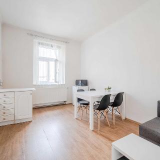 Pronájem bytu 2+kk 50 m² Praha, Sokolovská