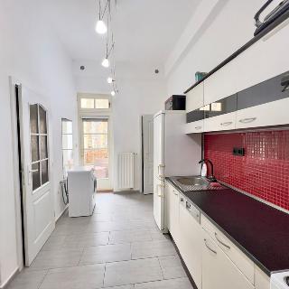 Pronájem bytu 2+1 75 m² Praha, Sudoměřská