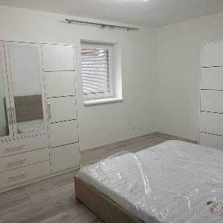 Pronájem bytu 3+kk 65 m² Praha, V olšinách