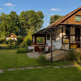 Prodej chaty 38 m&sup2; Hradec Králové