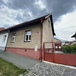 Pronájem rodinného domu 148 m² Praha, Na Jarově