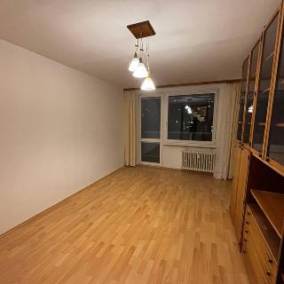 Pronájem bytu 4+1 80 m² Praha, Sládkovičova