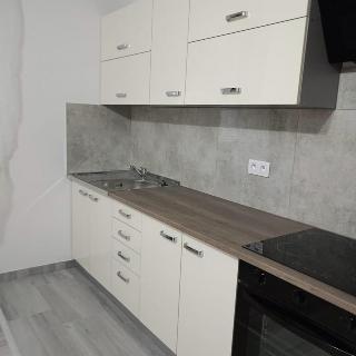 Pronájem bytu 2+kk 50 m² Praha, Nad olšinami