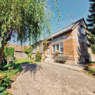 Prodej rodinného domu 233 m² Vlkov