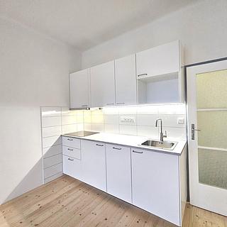 Pronájem bytu 2+kk 51 m&sup2; Praha