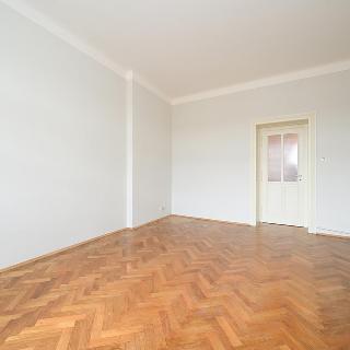 Pronájem bytu 2+1 86 m² Praha, Lípová