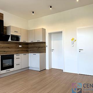 Pronájem bytu 2+kk 41 m&sup2; Jablonec nad Nisou