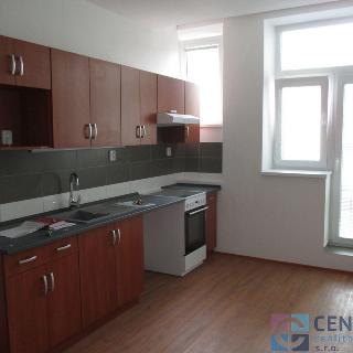 Pronájem bytu 2+kk 40 m² Jablonec nad Nisou, V Luzích