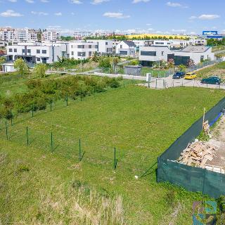 Prodej stavební parcely 526 m² Praha, U Řepory