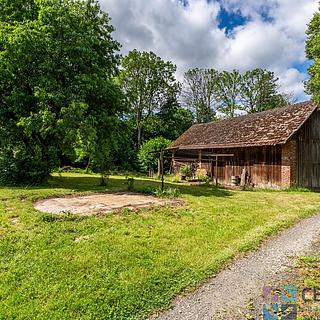 Prodej stavební parcely 1219 m&sup2; Libuň
