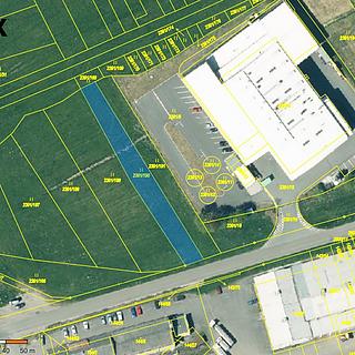 Prodej komerčního pozemku 883 m&sup2; Třemošná