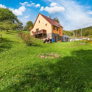 Prodej rodinného domu 52 m² Hudlice, V Dibří