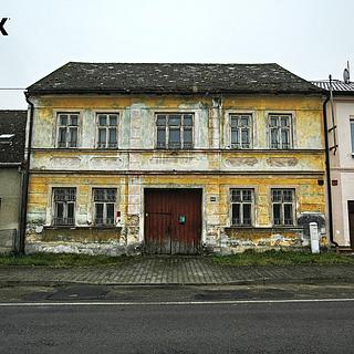 Prodej činžovního domu 177 m&sup2; Černošín