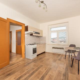 Pronájem bytu 2+kk 43 m² Plzeň, Masarykova