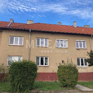 Prodej bytu 3+1 77 m² Lysá nad Labem, Sídliště