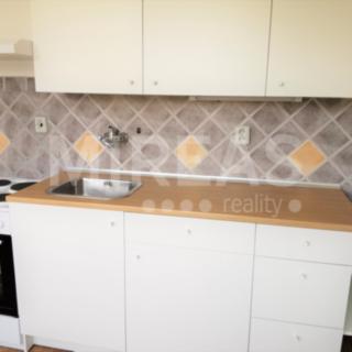 Prodej bytu 2+1 60 m² Milovice