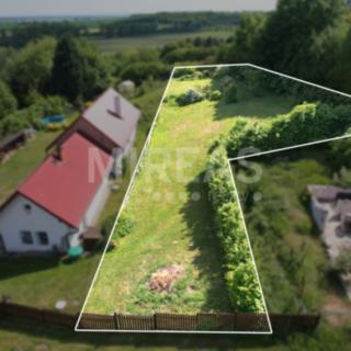 Prodej stavební parcely 1000 m² Loučeň