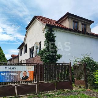 Prodej rodinného domu 124 m² Sloveč, 