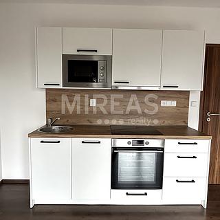Pronájem bytu 1+kk, garsoniery 27 m&sup2; Sokoleč