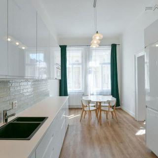 Pronájem bytu 3+1 101 m² Praha