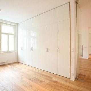 Pronájem bytu 3+kk 109 m² Praha, Laubova