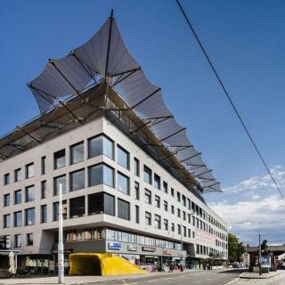 Pronájem kanceláře 1 055 m² Praha, Nádražní