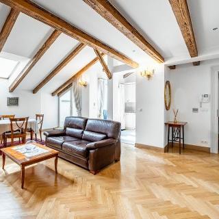 Pronájem bytu 3+kk 107 m² Praha, Italská