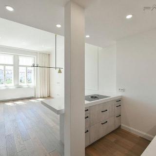 Pronájem bytu 3+kk 93 m² Praha