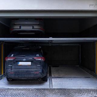 Pronájem garáže 16 m&sup2; Praha