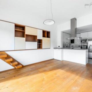 Prodej bytu 4+1 150 m² Praha