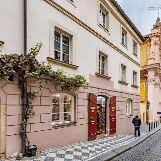 Prodej činžovního domu 360 m² Praha