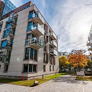 Pronájem bytu 2+kk 89 m&sup2; Praha