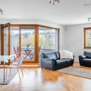 Pronájem bytu 3+kk 127 m² Praha