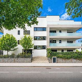 Pronájem bytu 2+kk 71 m&sup2; Praha