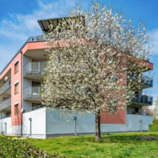 Pronájem bytu 3+kk 127 m² Praha