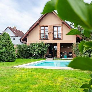 Prodej rodinného domu 287 m&sup2; Praha
