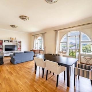 Pronájem bytu 4+1 150 m² Praha