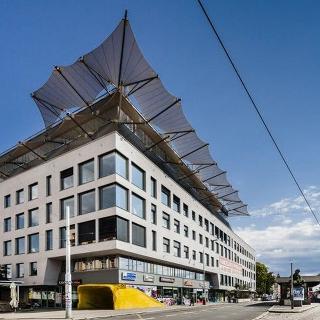 Pronájem kanceláře 539 m² Praha, Nádražní