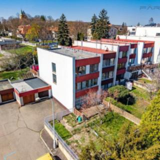 Prodej rodinného domu 200 m² Praha