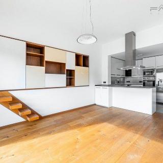 Prodej bytu 4+1 150 m² Praha, K Zelené louce