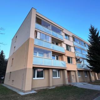 Pronájem bytu 3+1 63 m² Hradec Králové