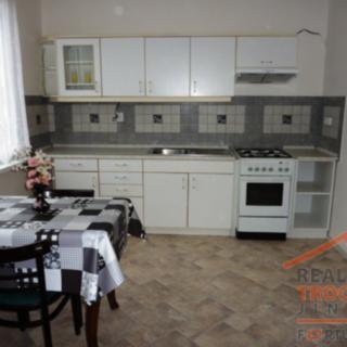 Pronájem bytu 1+1 38 m² Hradec Králové