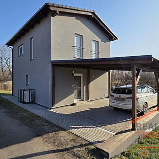 Prodej rodinného domu 84 m&sup2; Uhersko