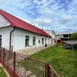 Prodej rodinného domu 175 m² Čistěves, 