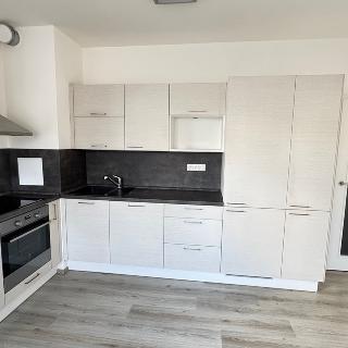 Prodej bytu 3+kk 66 m² Hradec Králové, Jana Masaryka