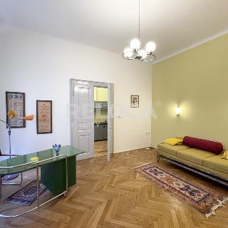 Pronájem bytu 2+kk 42 m² Praha