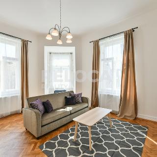 Pronájem bytu 3+1 101 m² Praha, Mánesova